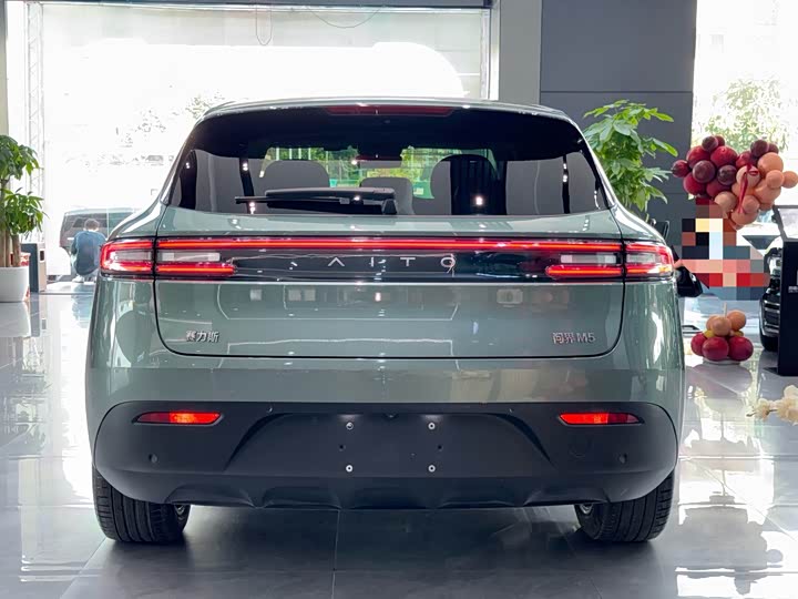 AITO M5 2022 zeng cheng AWD zhi zhen ban