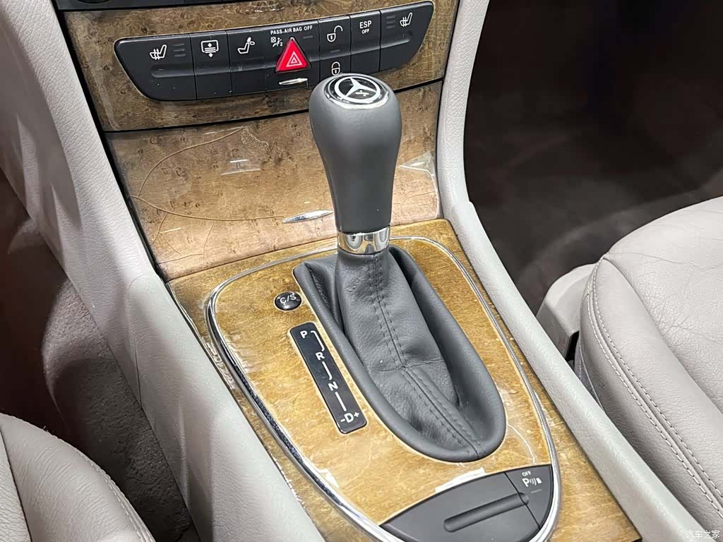 Mercedes-Benz E-Class, 2008 9