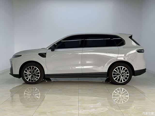 Leapmotor B10, 2025 10