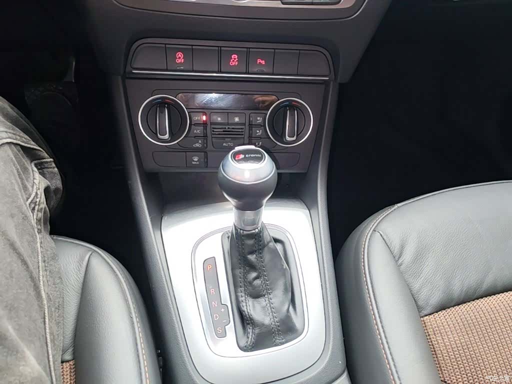 Audi Q3, 2018 14