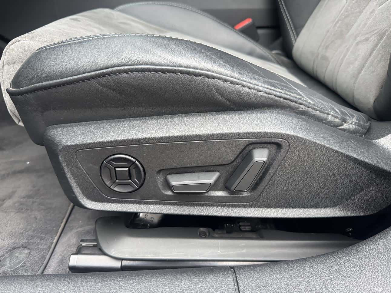 Audi A6L, 2022 11