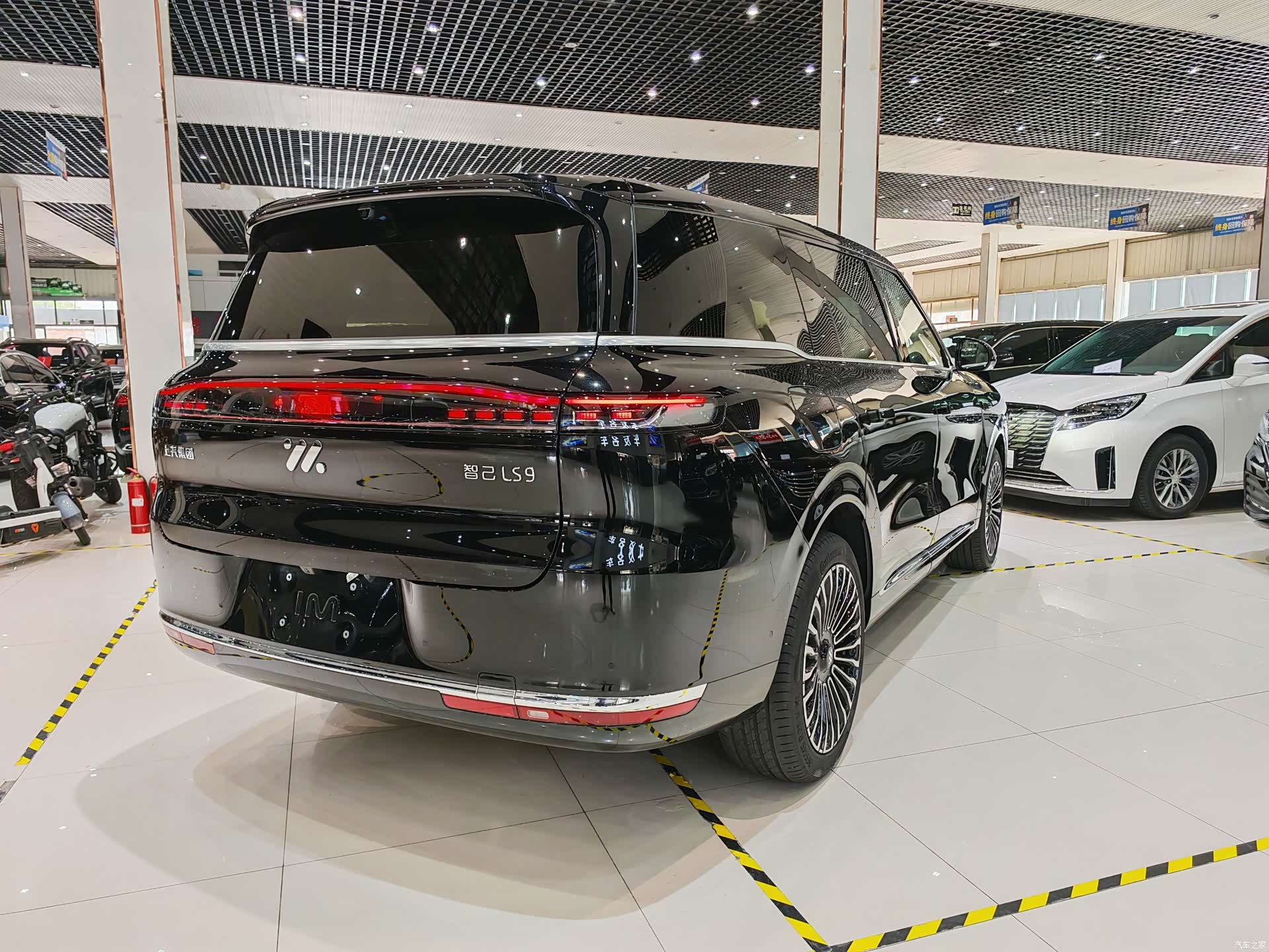 IM Motors LS9, 2026 19