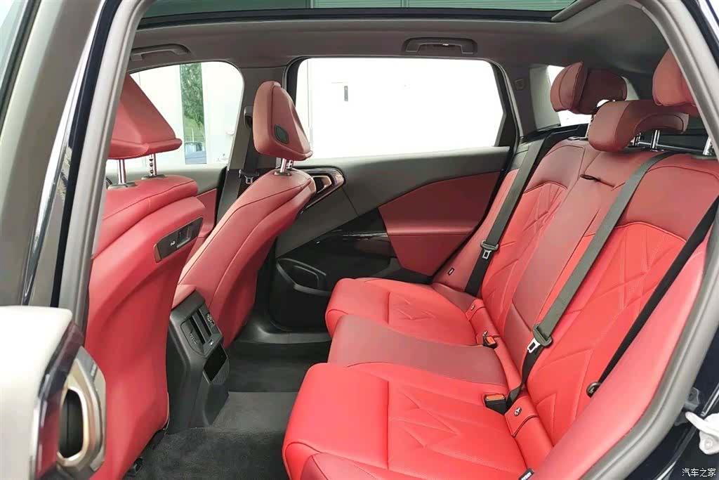 BMW X3, 2025 11