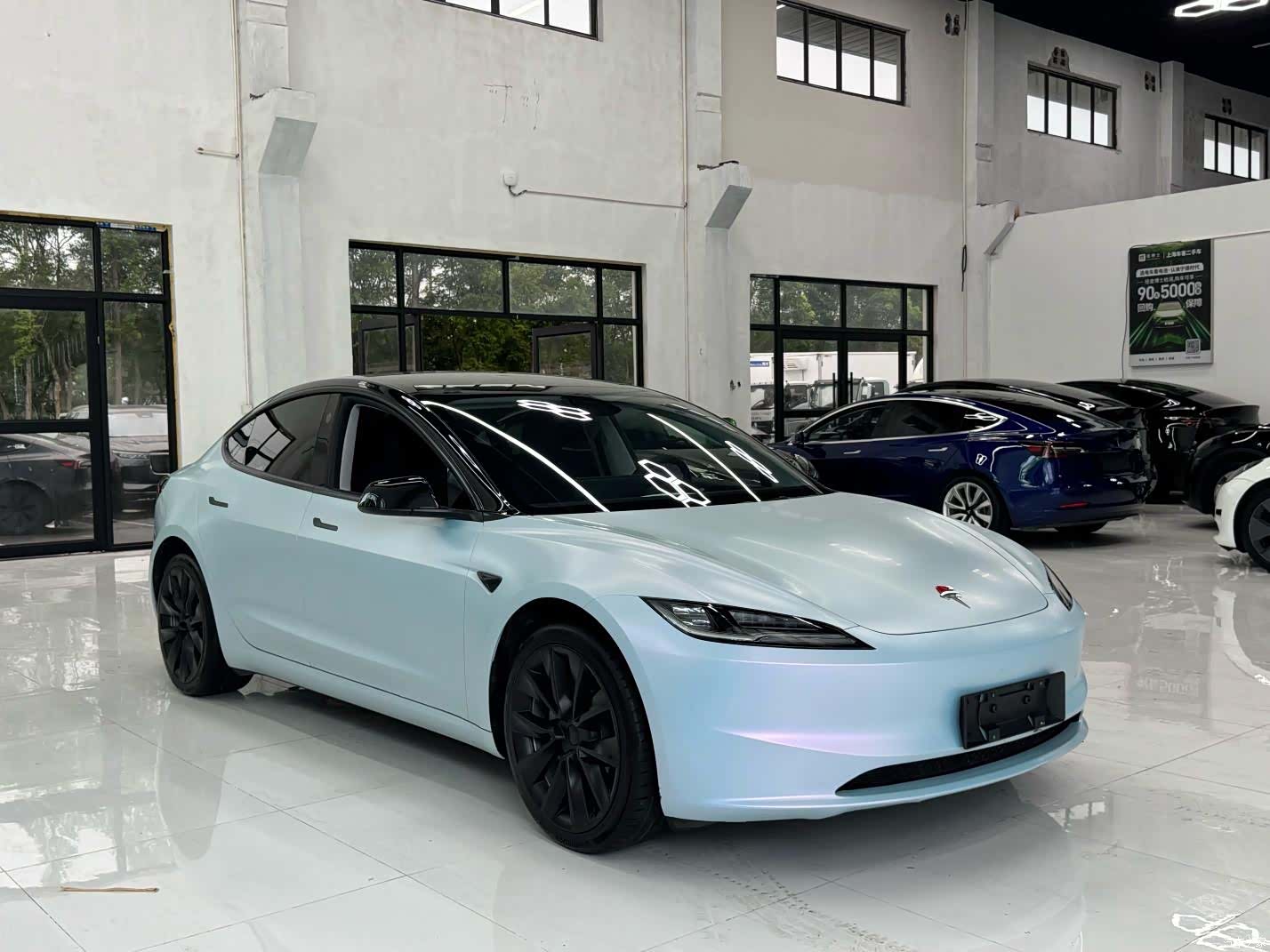 Tesla Model 3, 2025 6