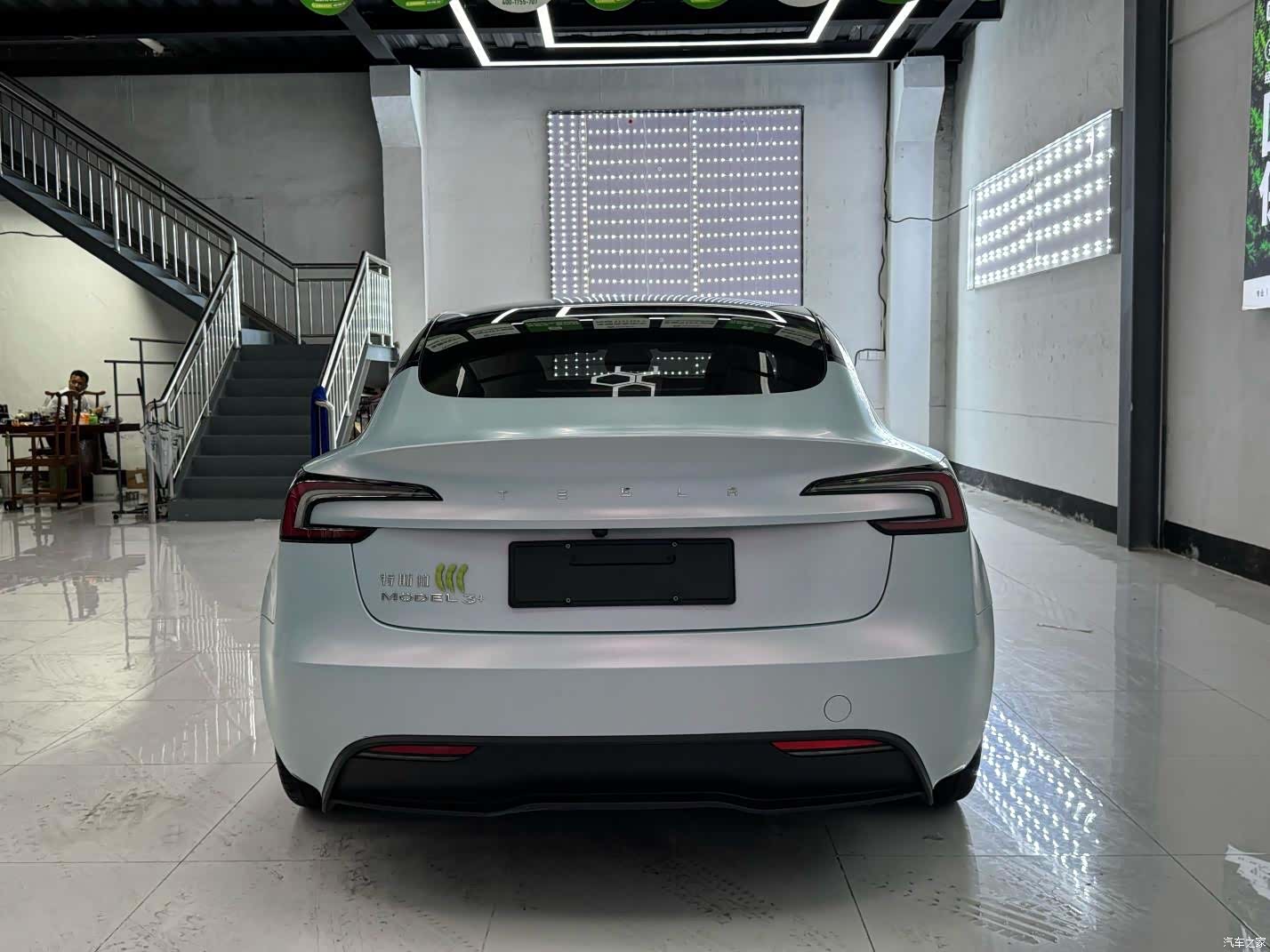 Tesla Model 3, 2025 13