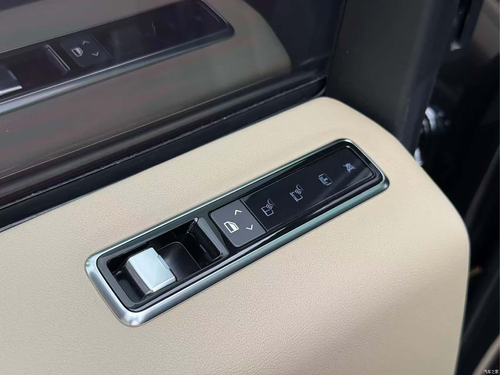 Land Rover Range Rover, 2018 25