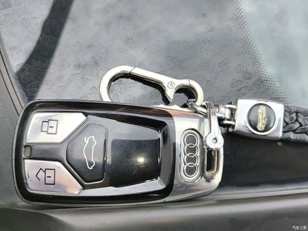 Audi A4L, 2020 9