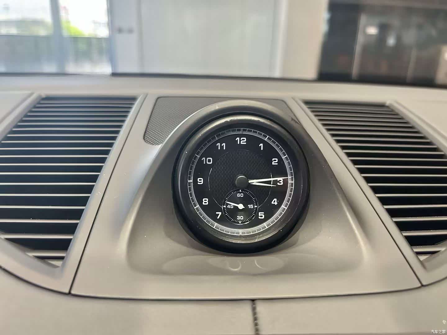 Porsche Macan, 2024 2