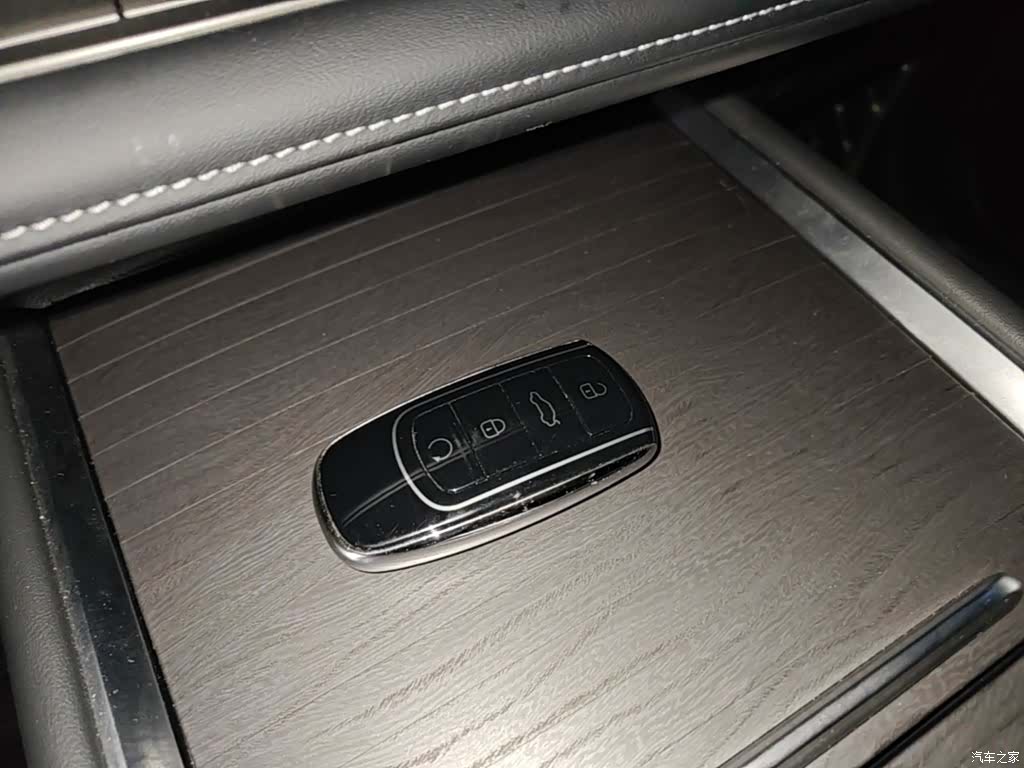 Chery Tiggo 8, 2025 17