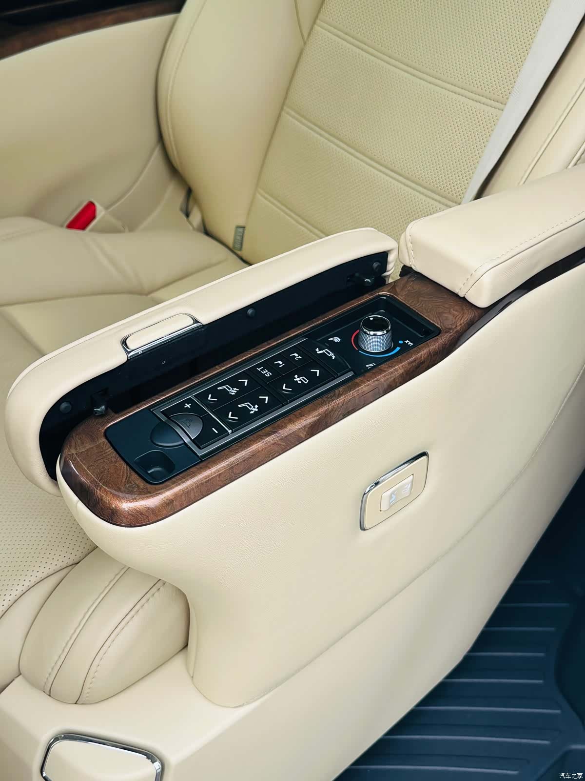Toyota Alphard, 2018 14