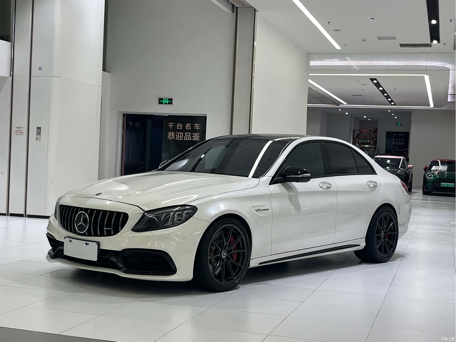 Mercedes-Benz C-Class, 2020 1