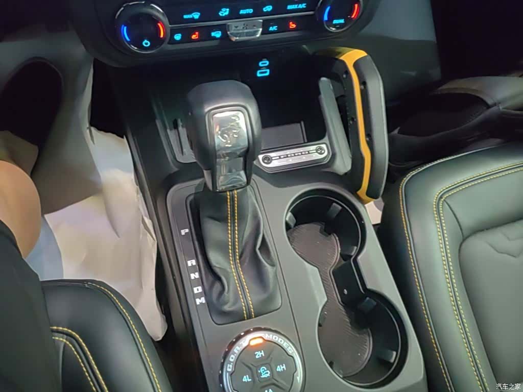 Ford Bronco, 2025 14