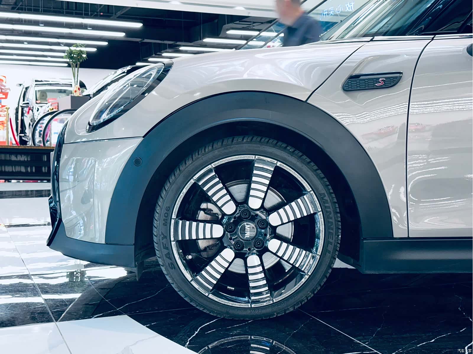 Mini Cooper, 2023 15
