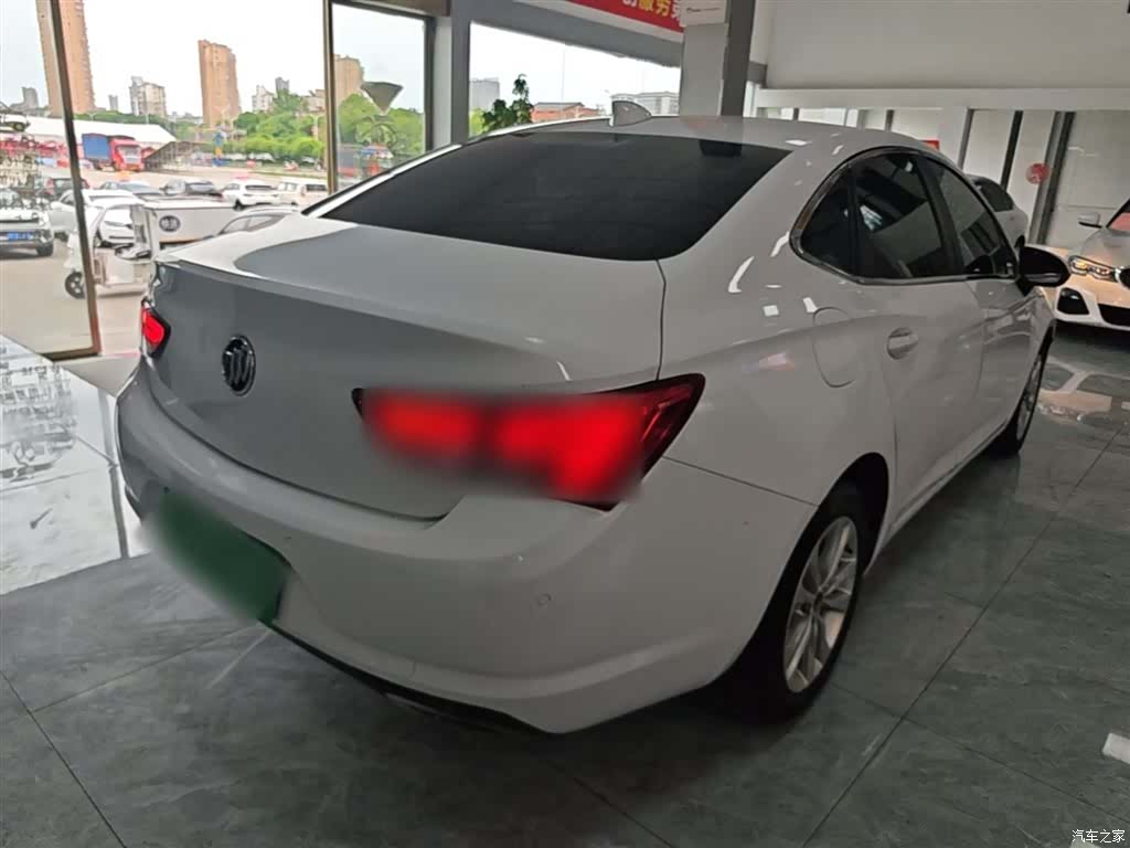 Buick Verano, 2018 7