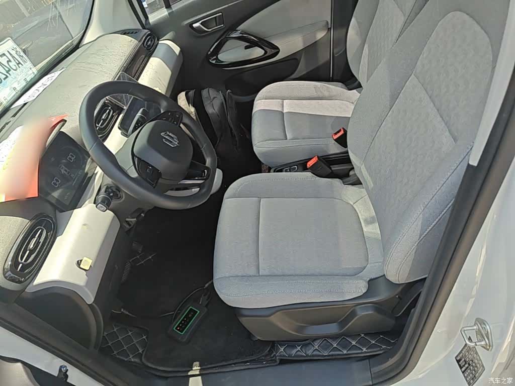 Leapmotor T03, 2022 15