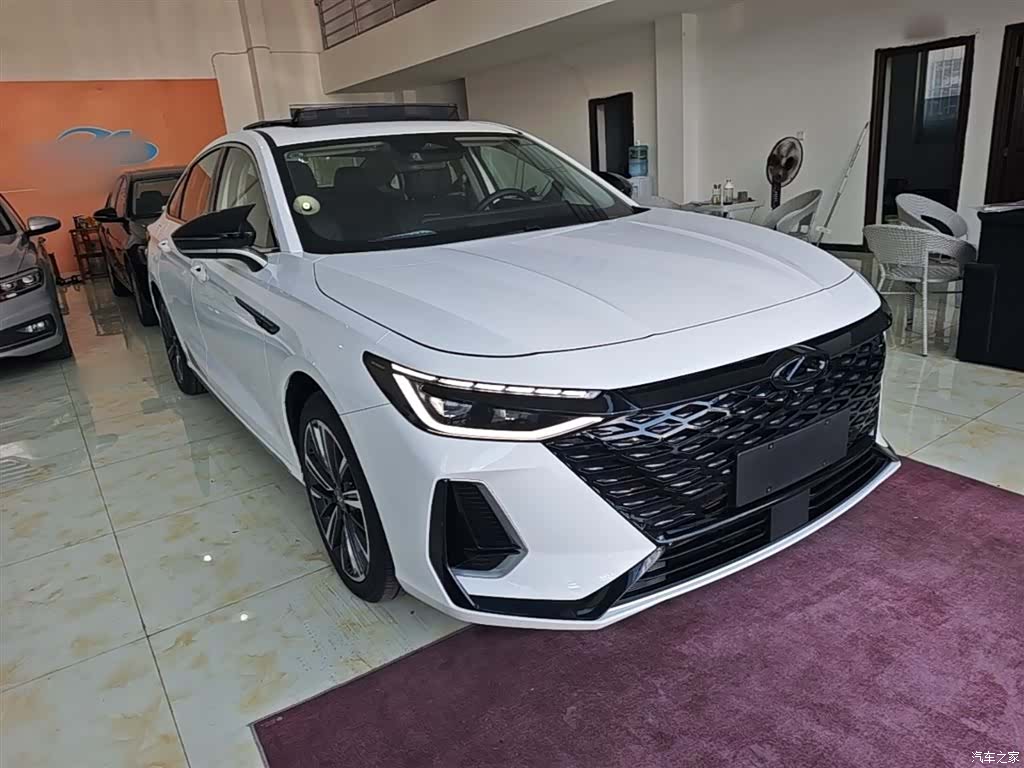 Chery Arrizo 8, 2025 4