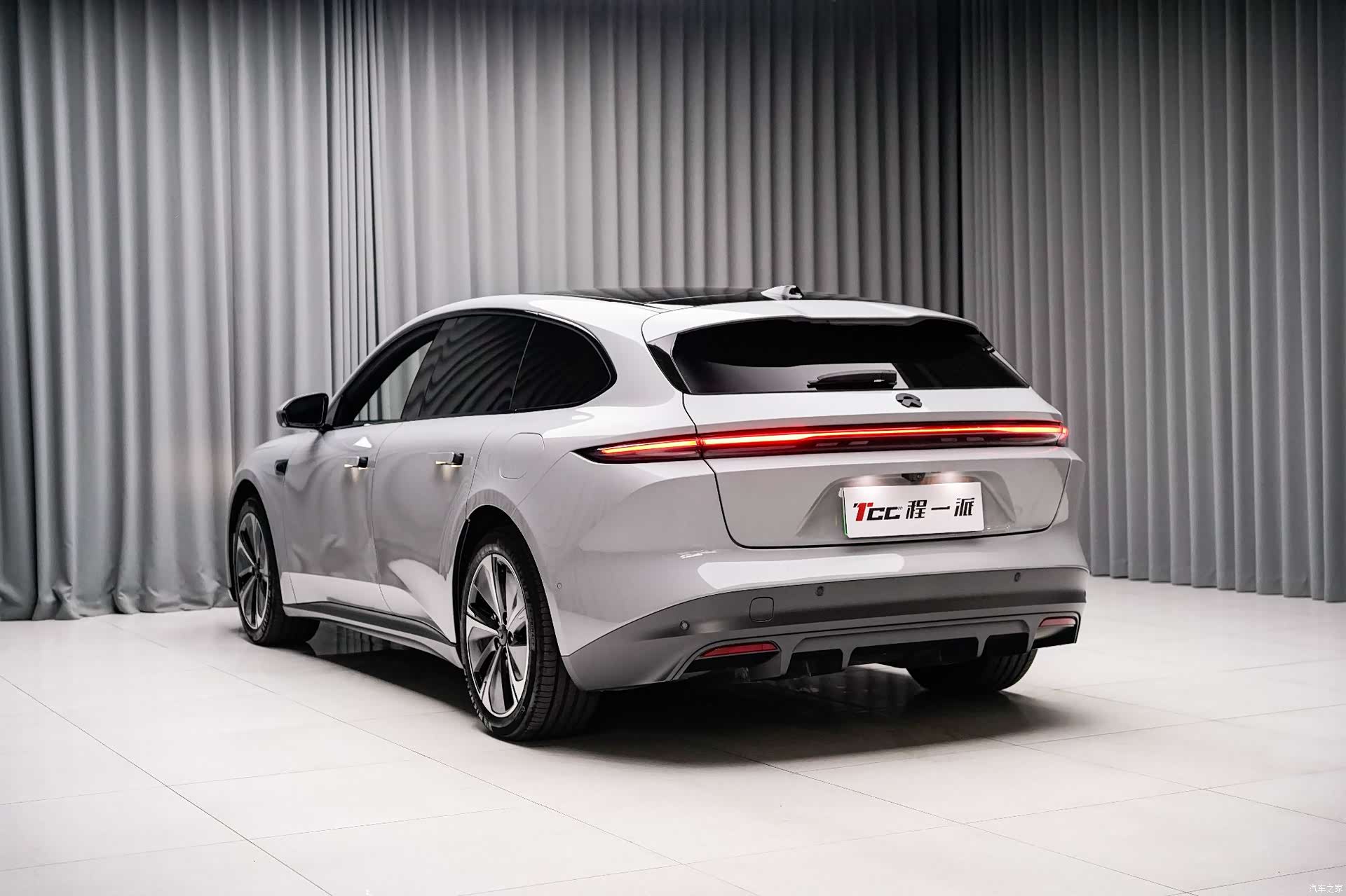 NIO ET5, 2024 7