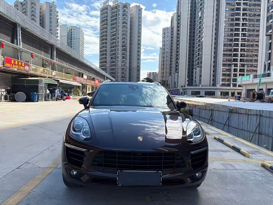 Porsche Macan