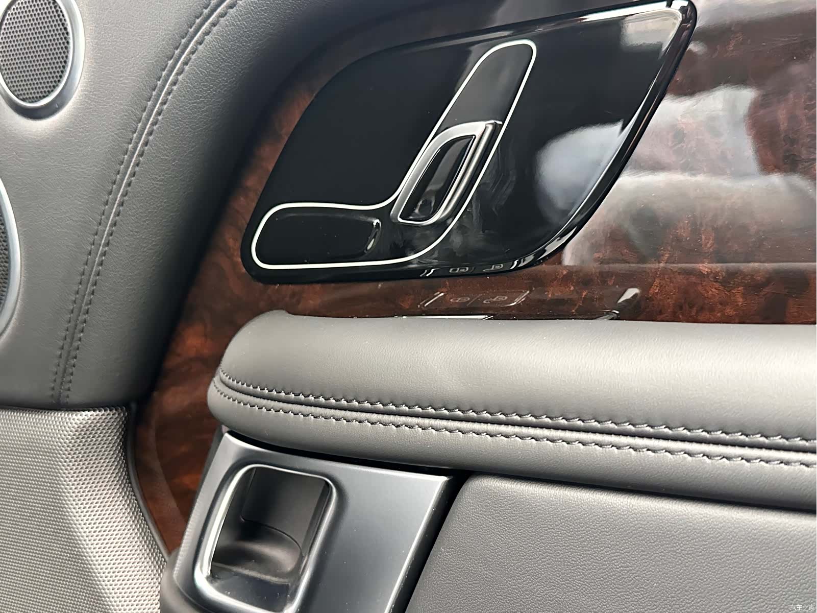 Land Rover Range Rover, 2020 33