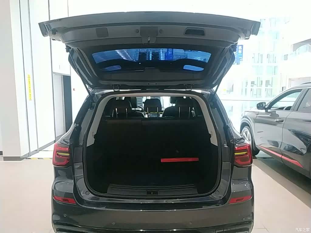 Roewe RX5, 2022 19