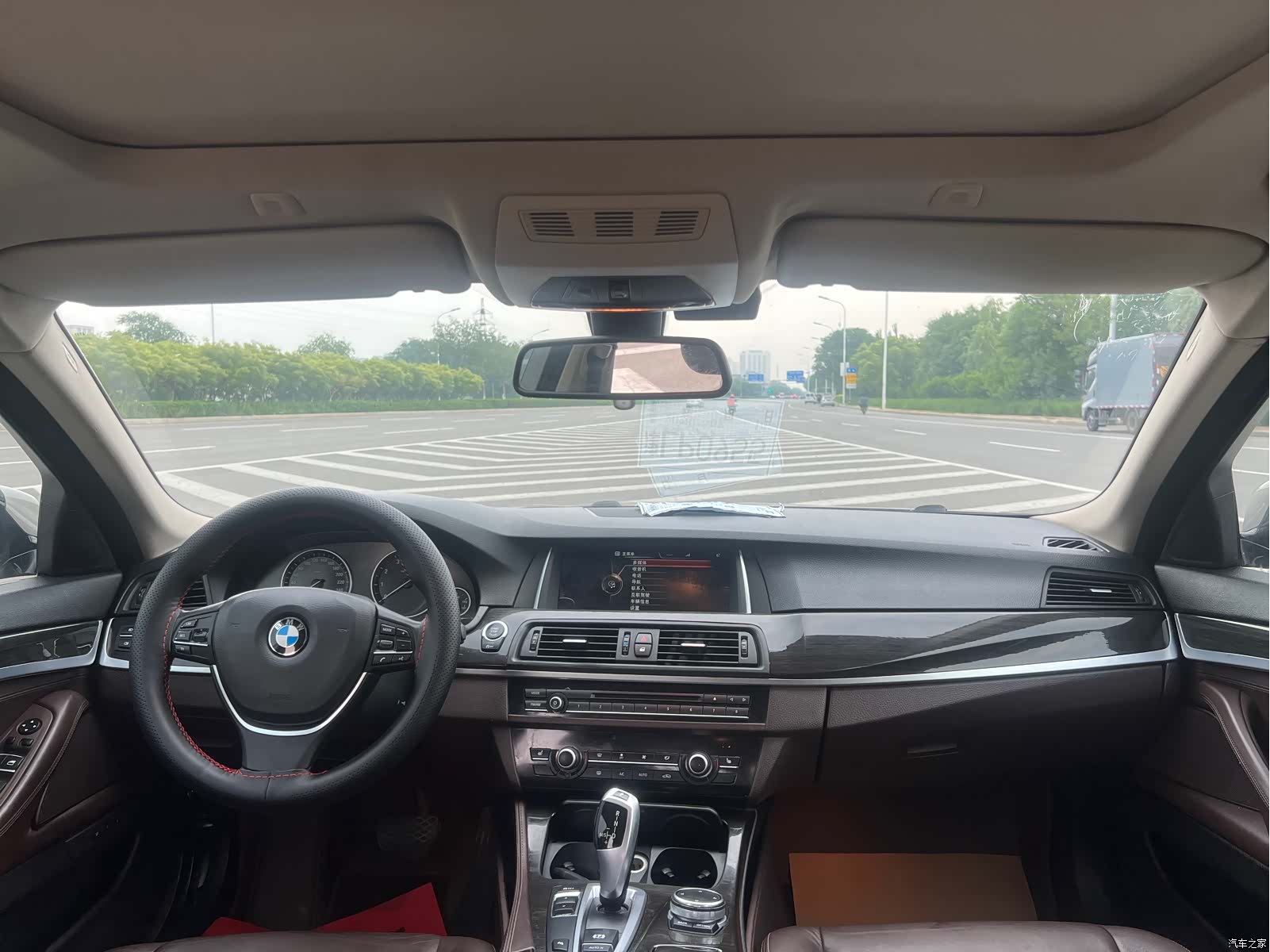 BMW 5 Series, 2015 12