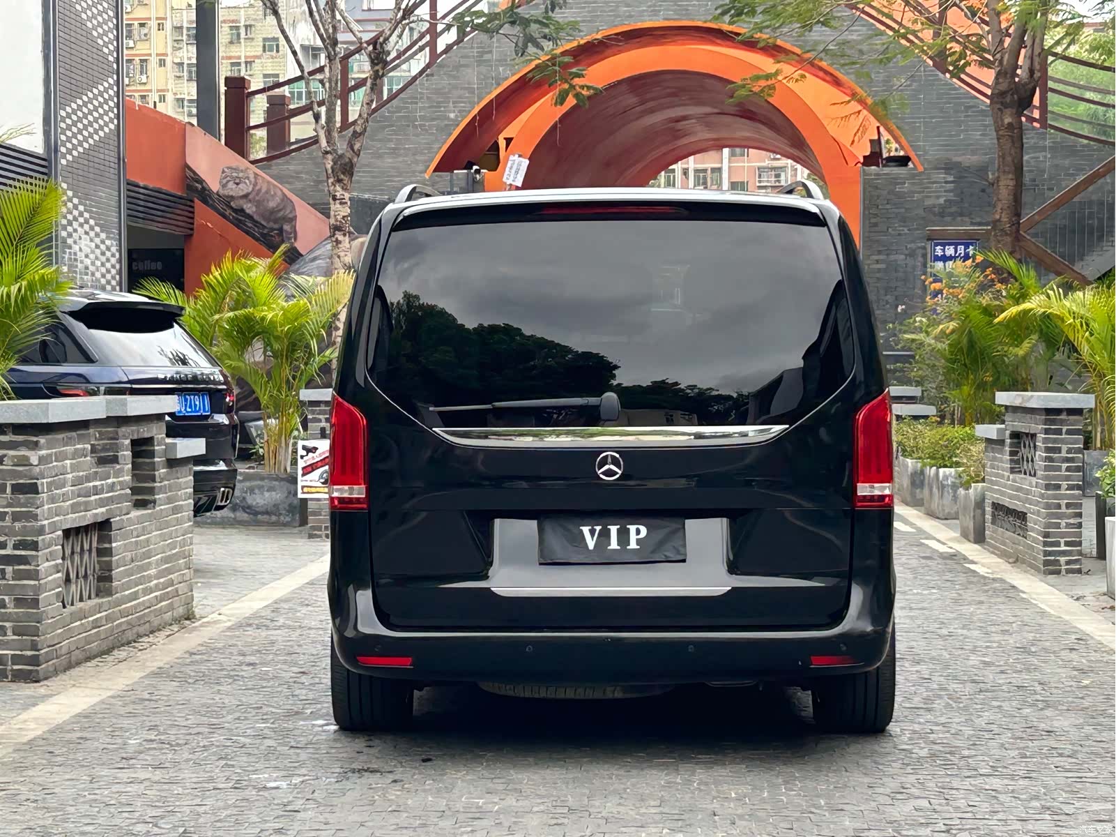 Mercedes-Benz V-Class, 2022 12