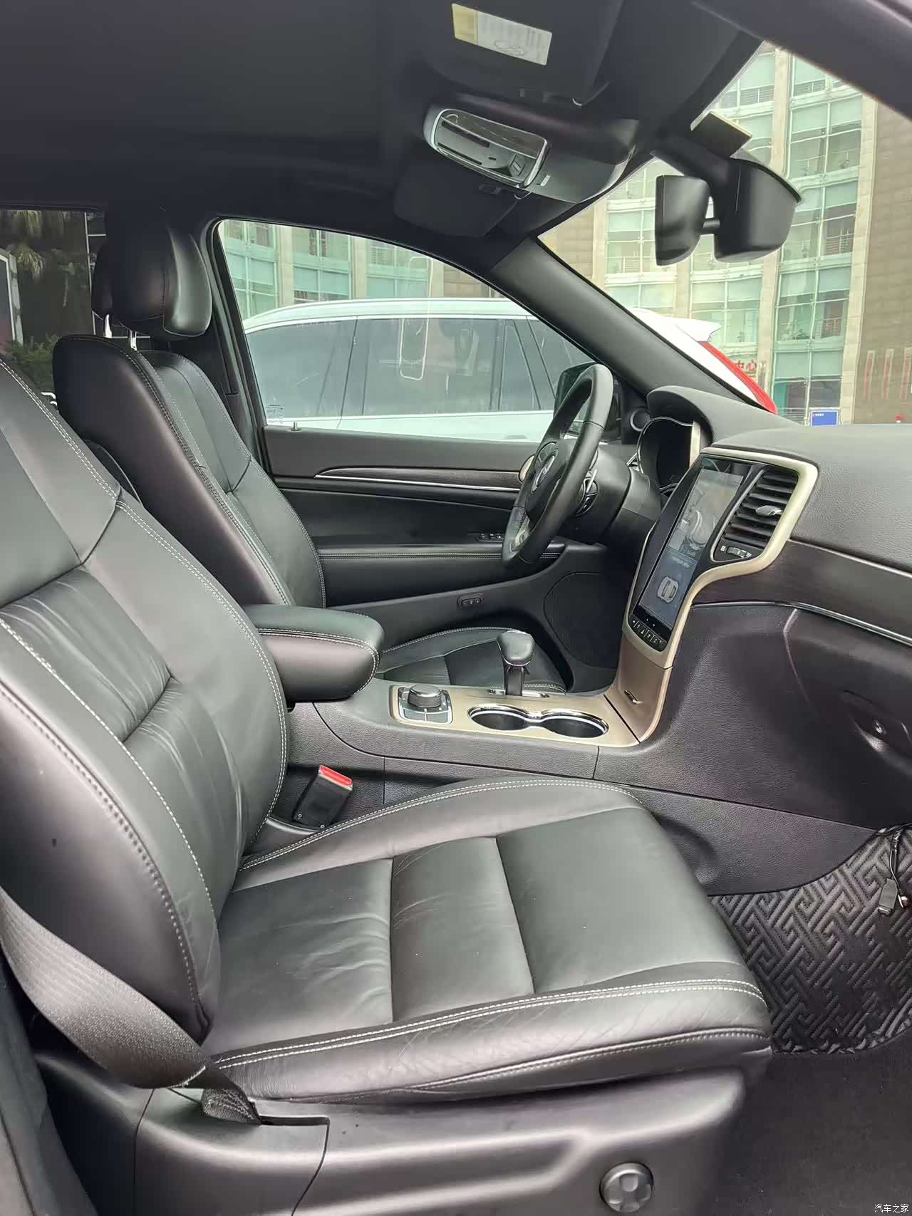 Jeep Grand Cherokee, 2016 4