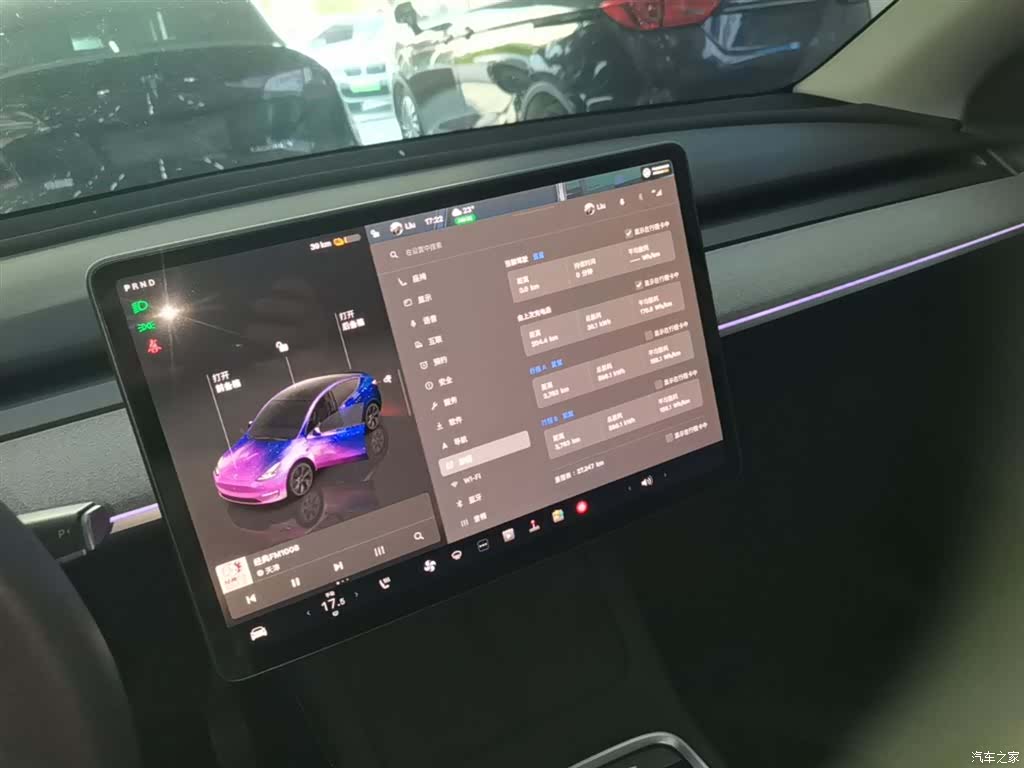 Tesla Model Y, 2024 13