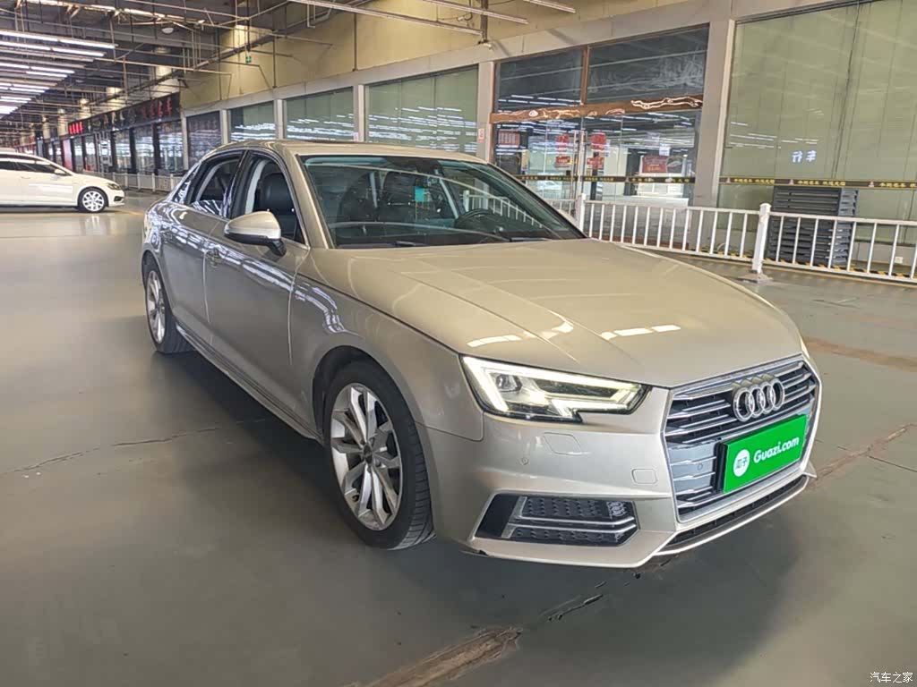 Audi A4L, 2018 4