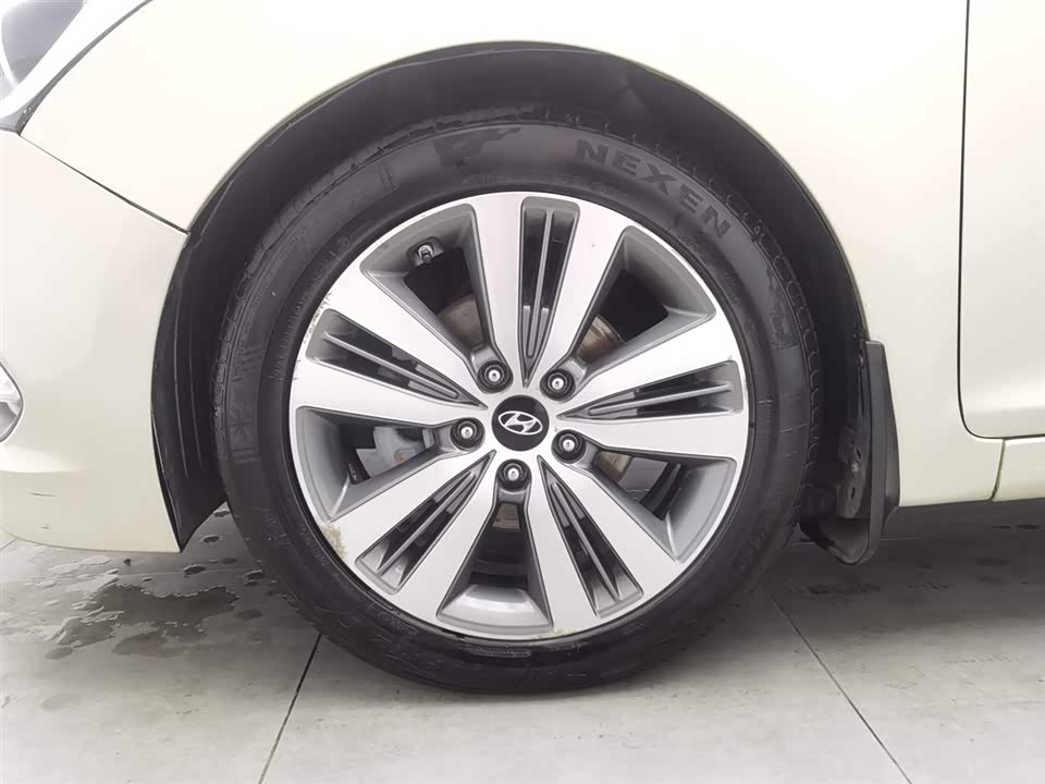 Hyundai Name picture