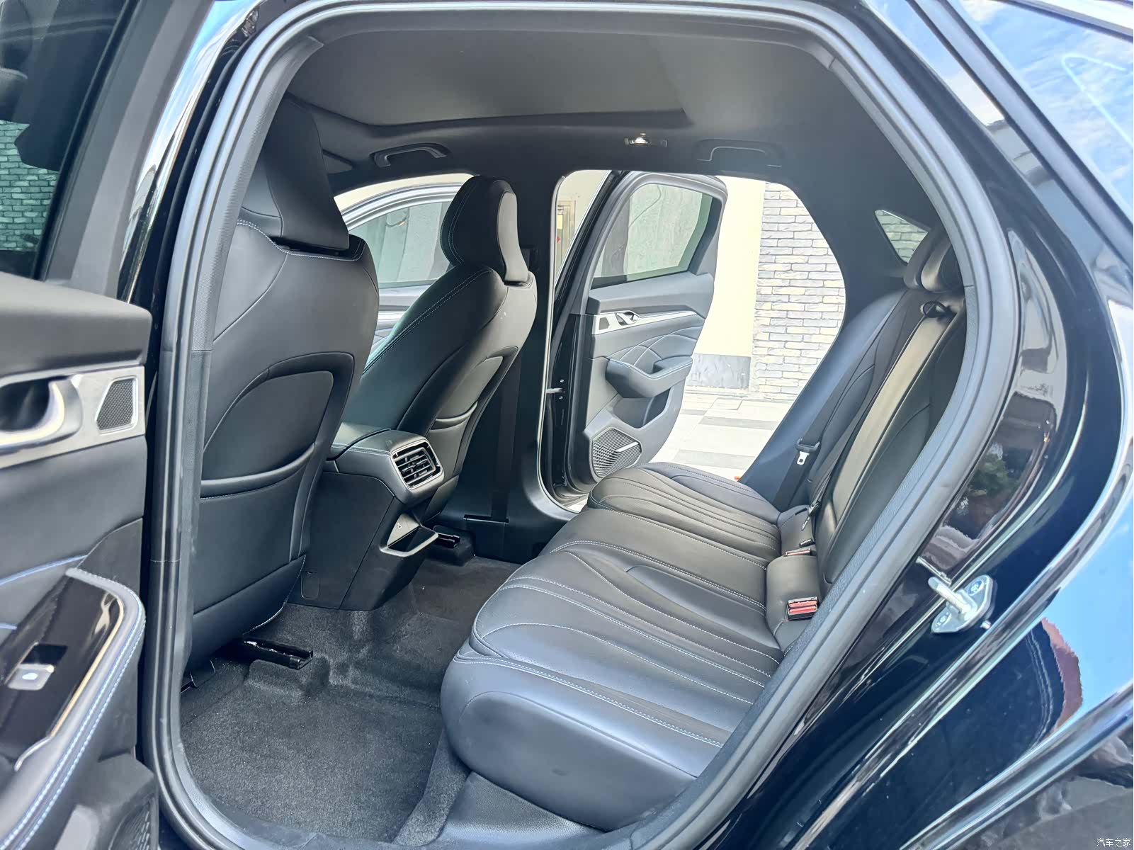Geely Preface, 2026 8