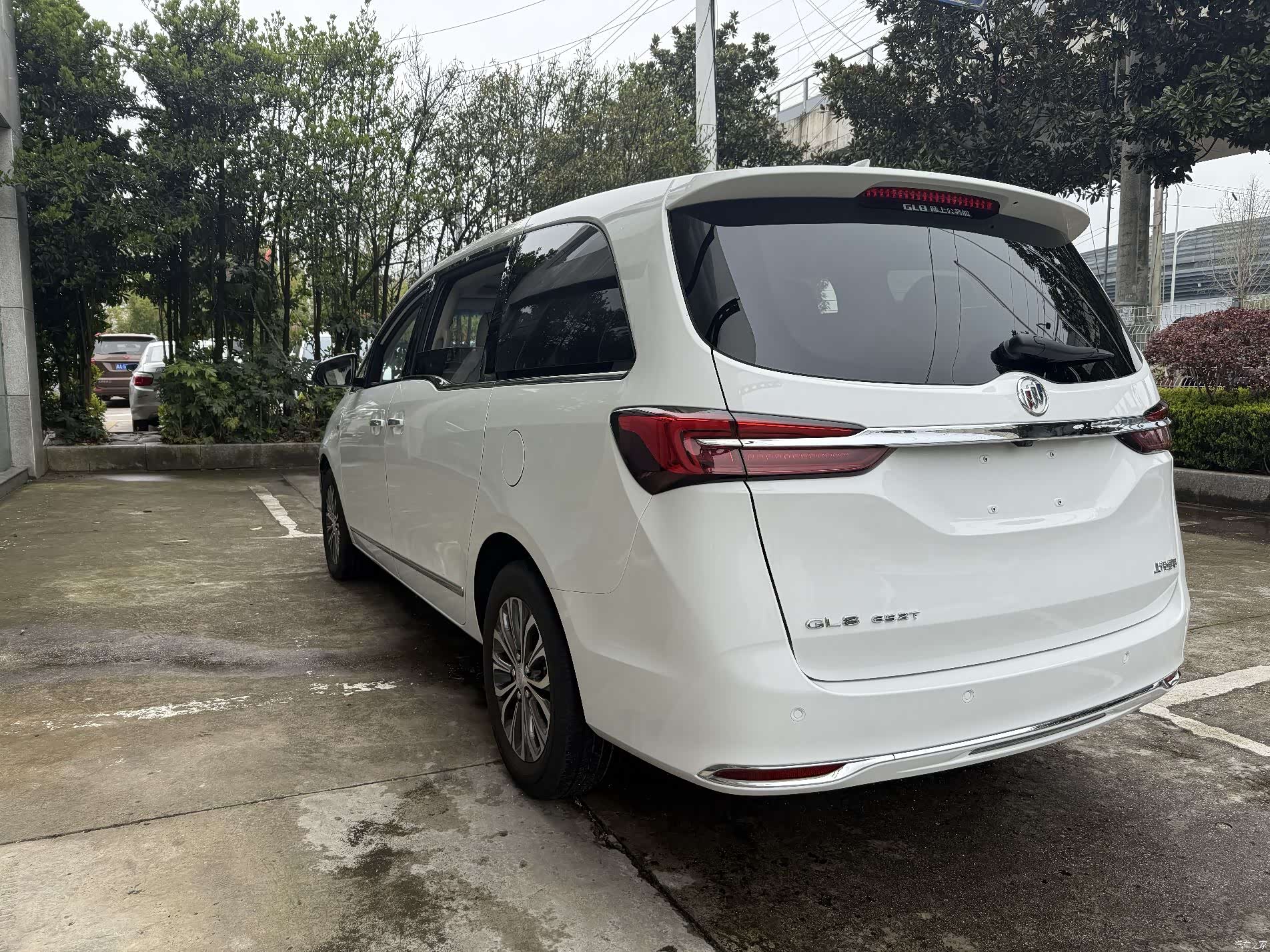 Buick GL8, 2021 12