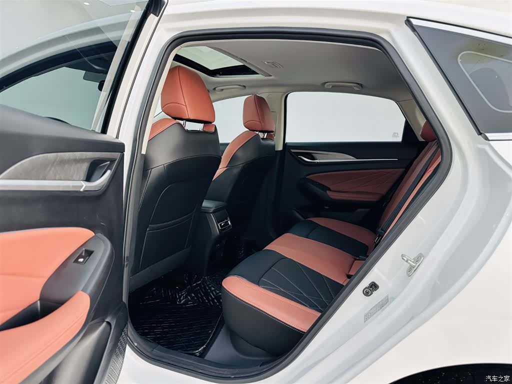 Changan Eado, 2023 14