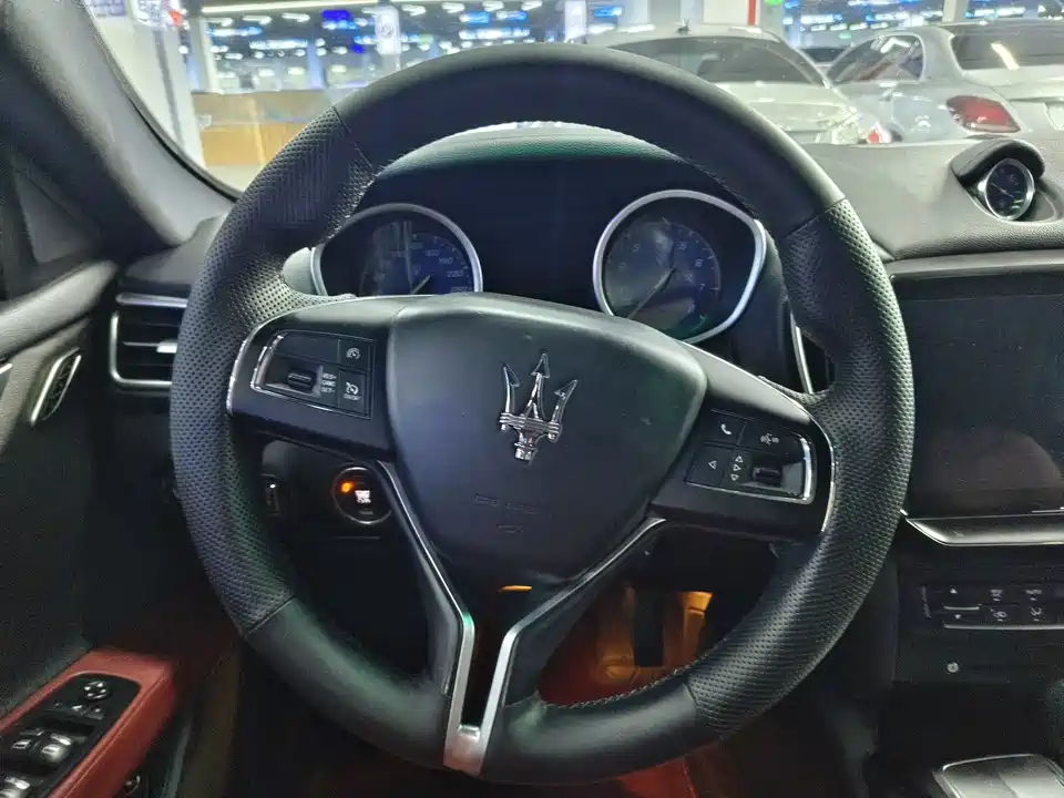 Maserati Ghibli