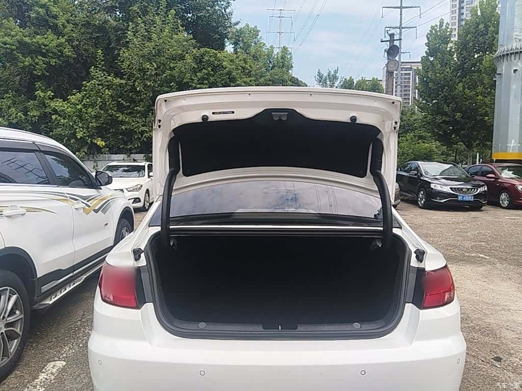 Geely Emgrand, 2017 19