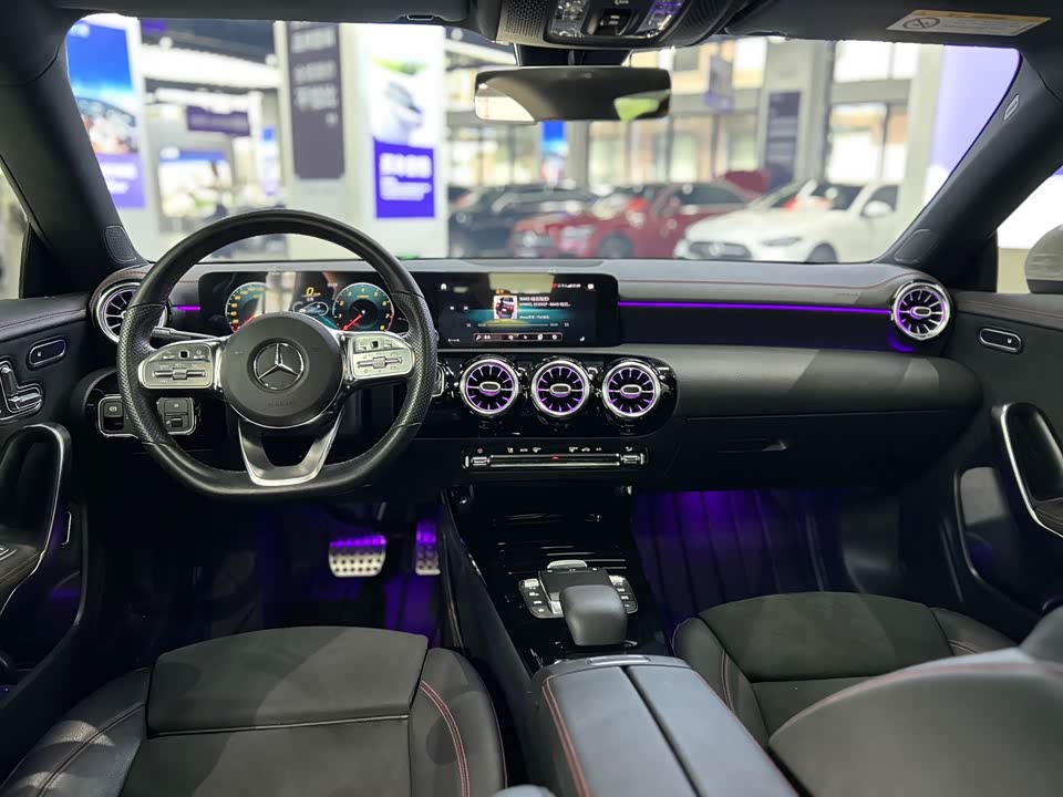 Mercedes-Benz CLA
