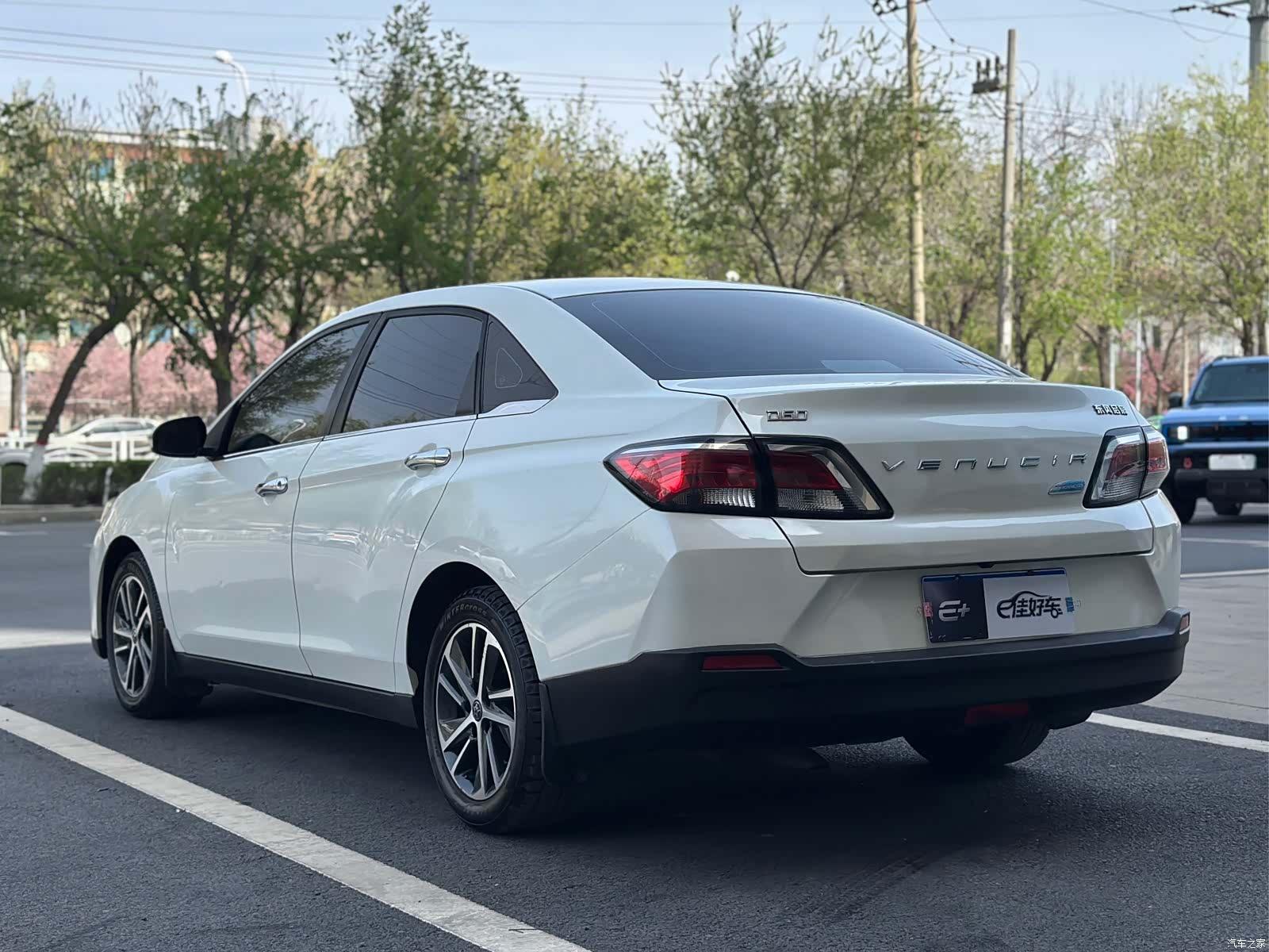 Nissan D60, 2018 13