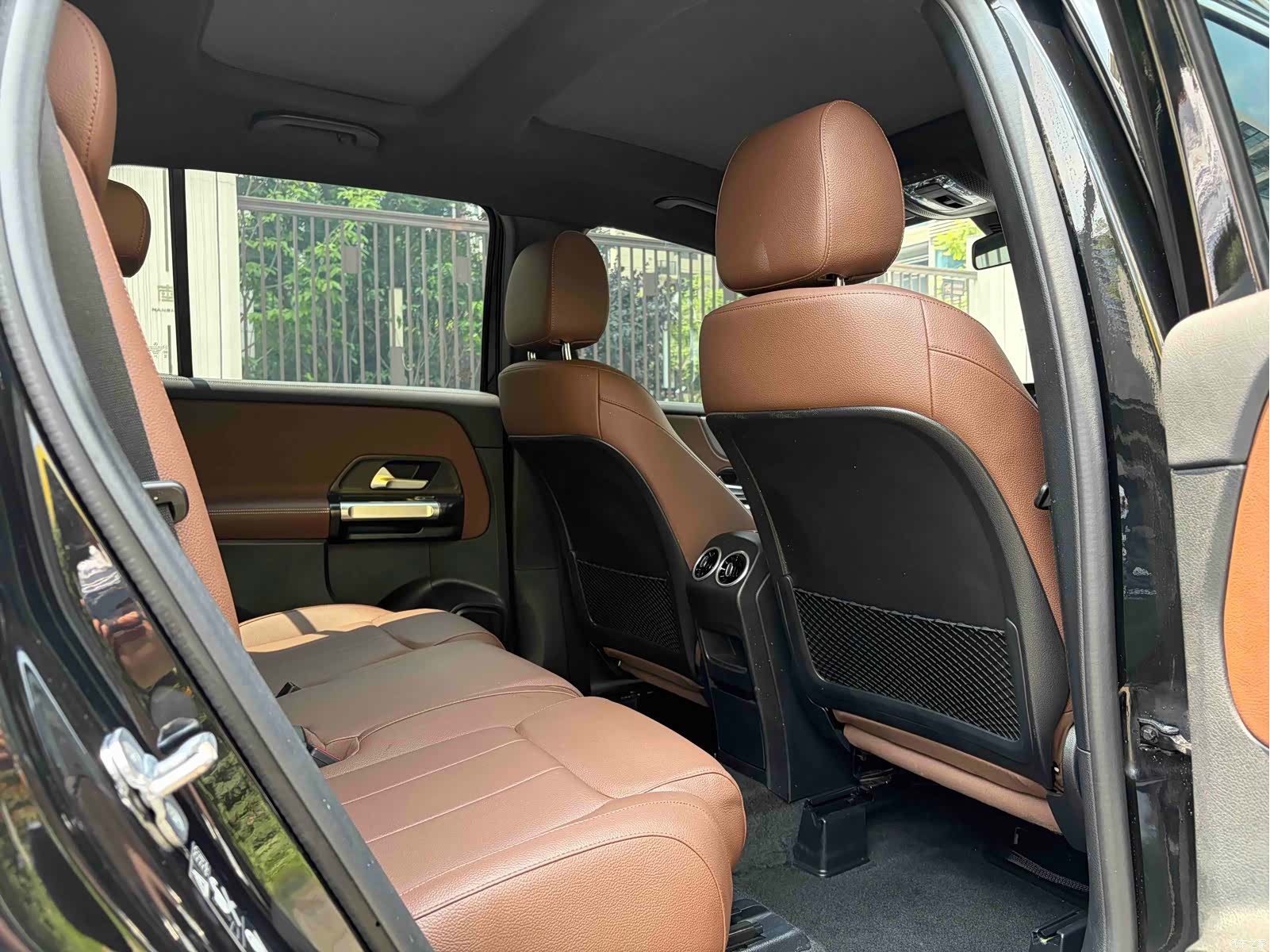 Mercedes-Benz GLB, 2024 11