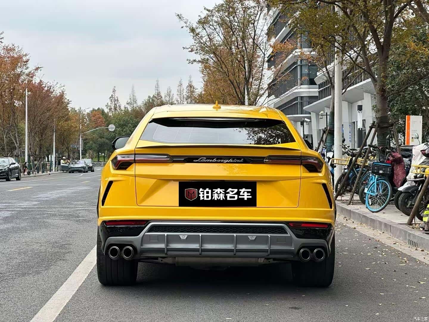 Lamborghini Urus, 2021 4