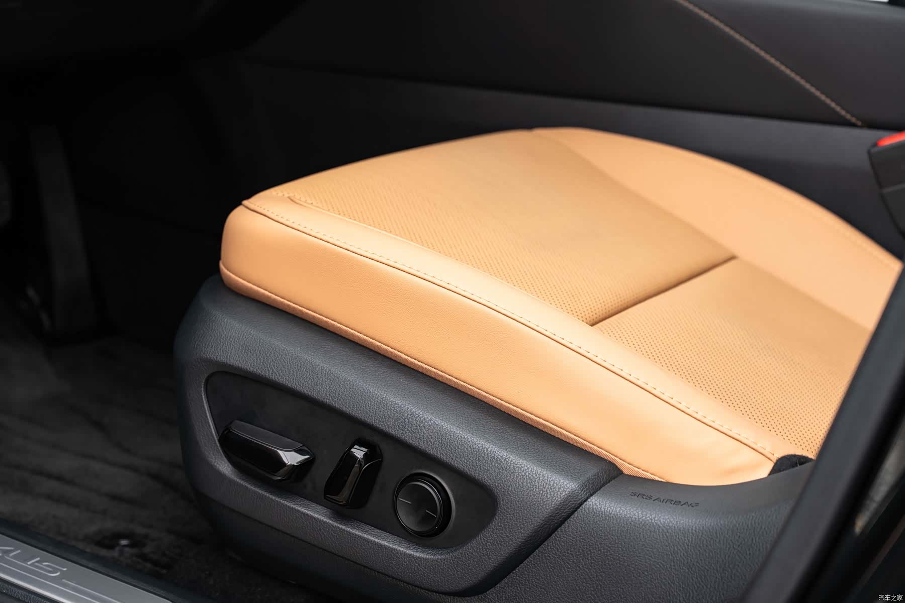 Lexus RX, 2025 18