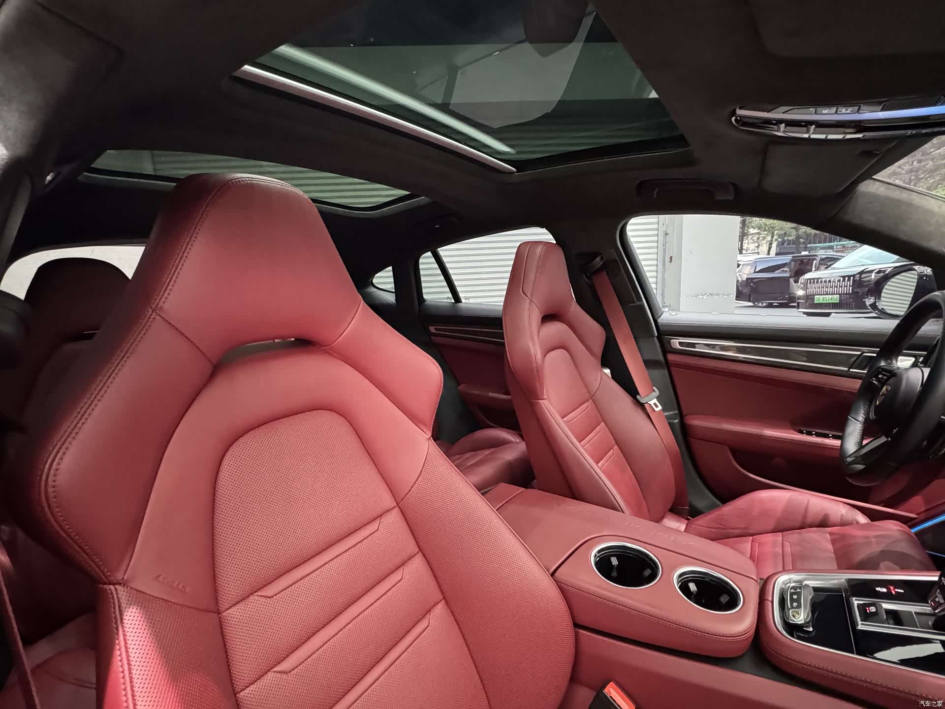 Porsche Panamera, 2023 6