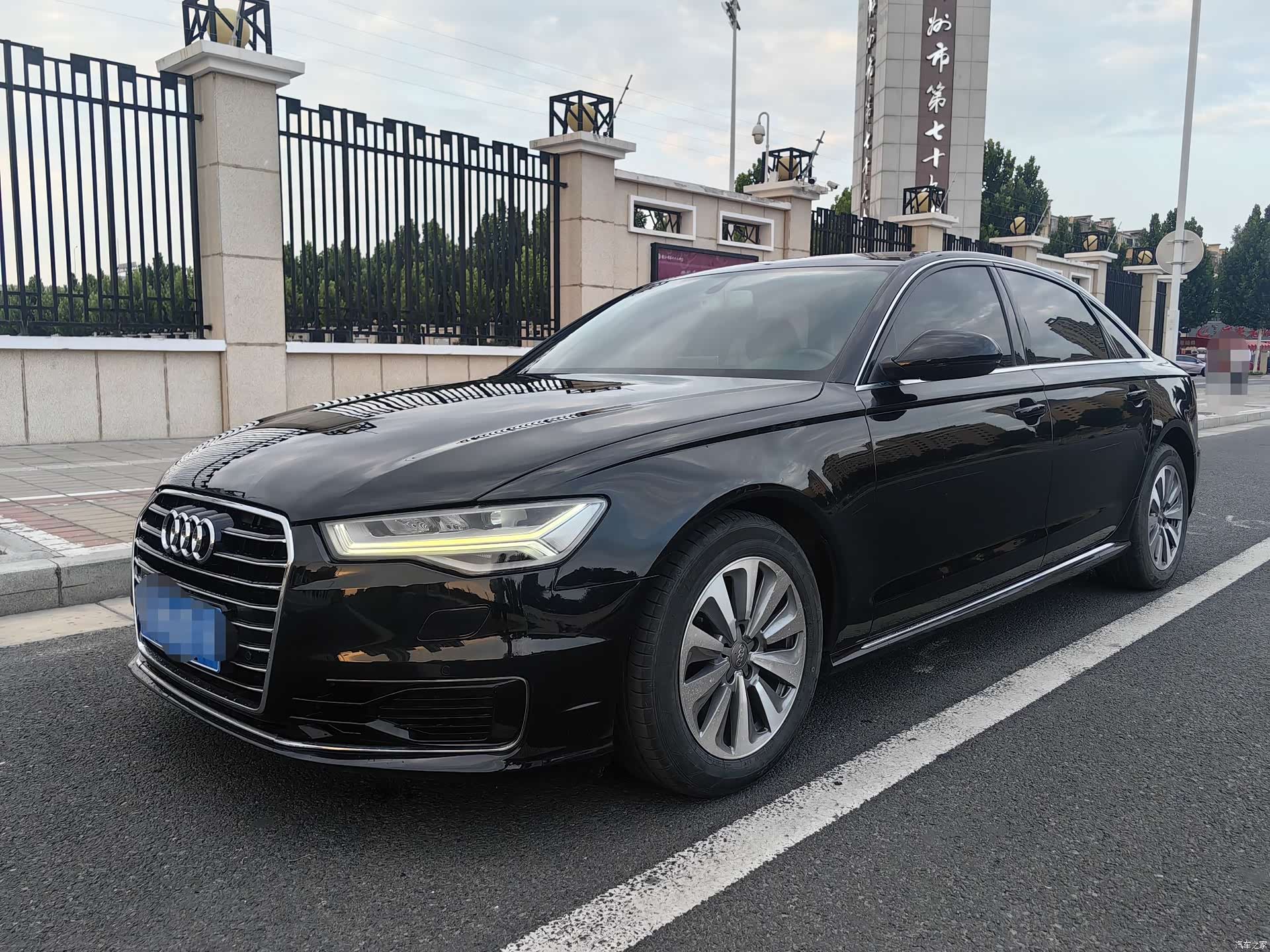 Audi A6L, 2016 1