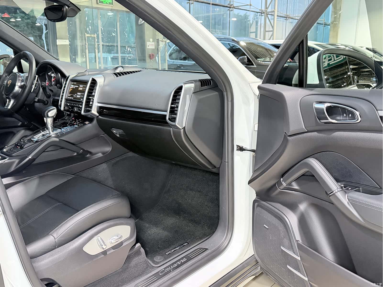 Porsche Cayenne, 2013 17