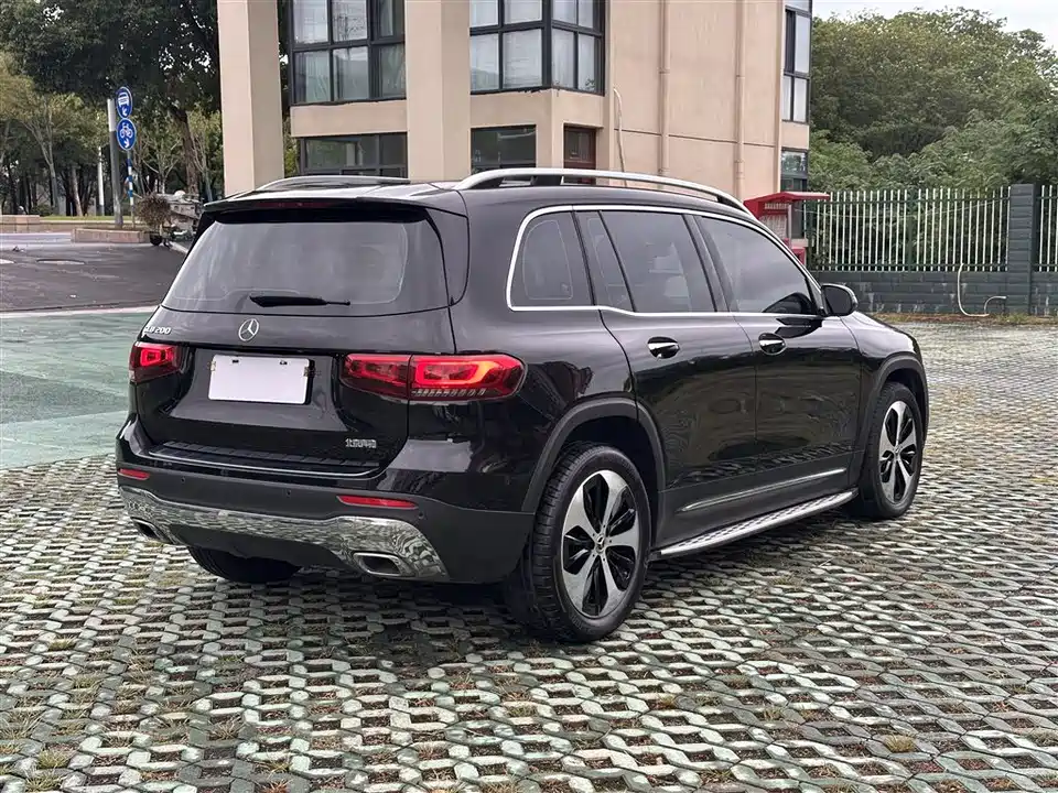 Mercedes-Benz GLB