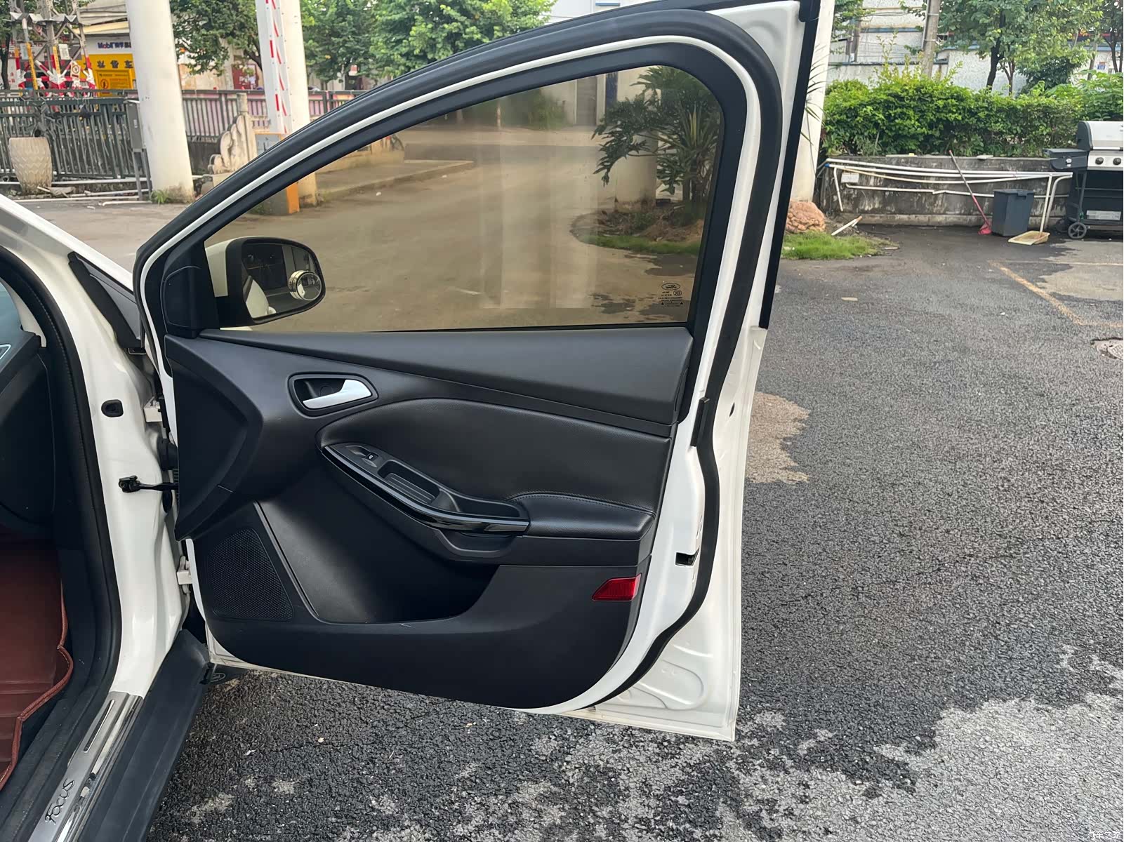 Ford Focus, 2014 18