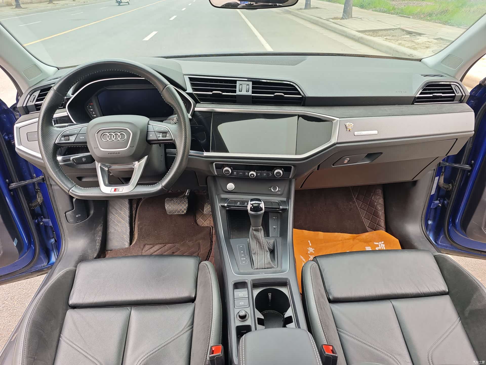 Audi Q3, 2021 все фото