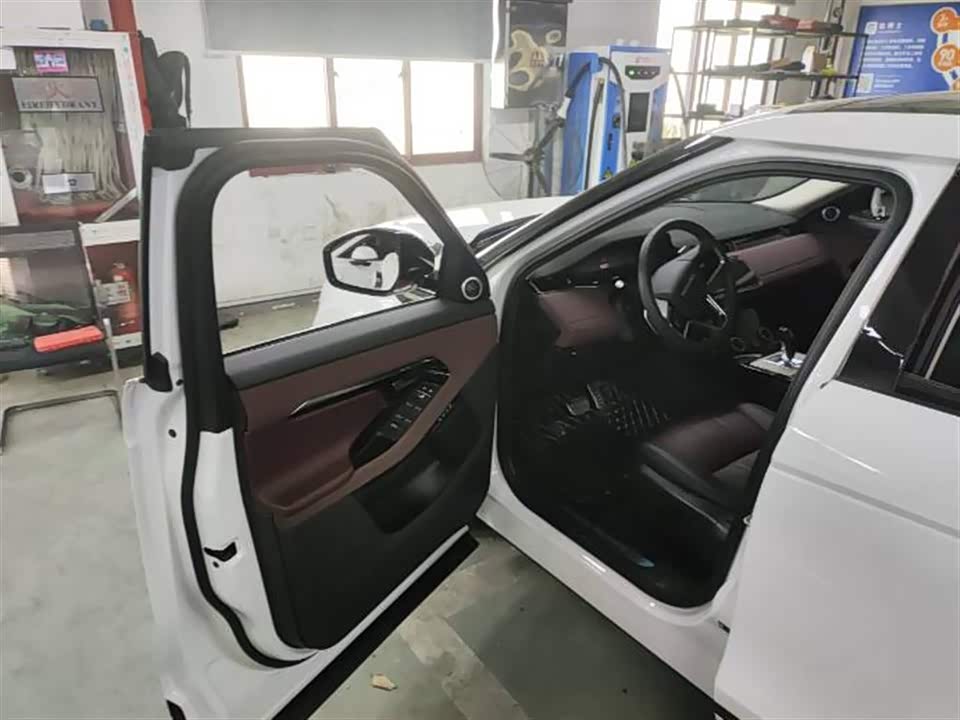 Land Rover Range Rover Aurora