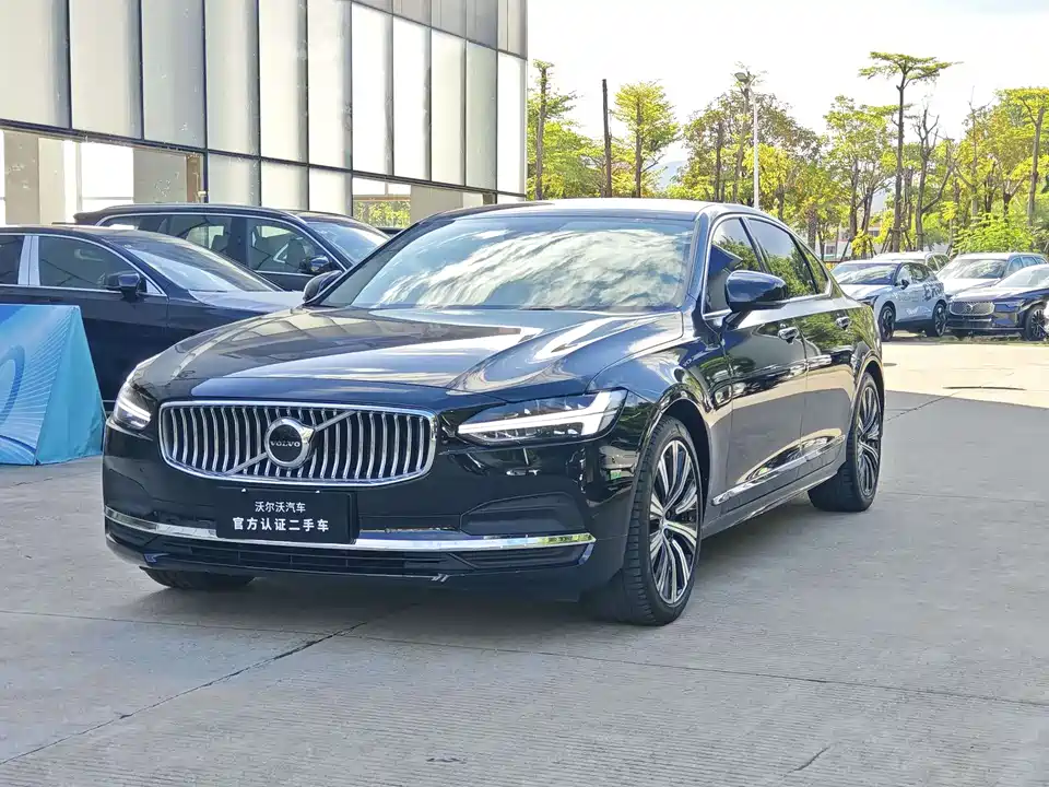 Volvo S90