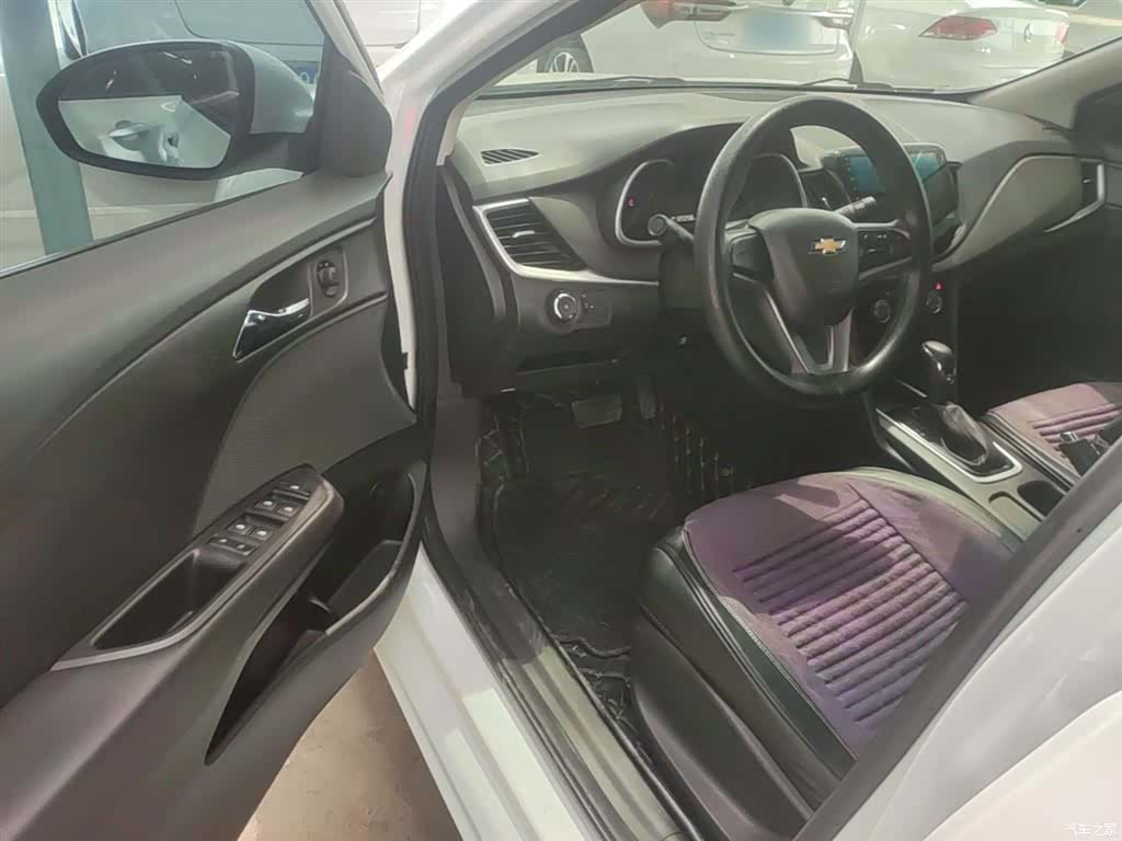 Chevrolet 320, 2019 16