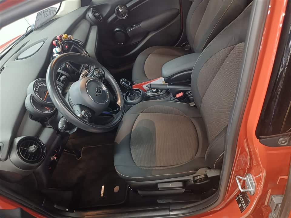MINI MINI
